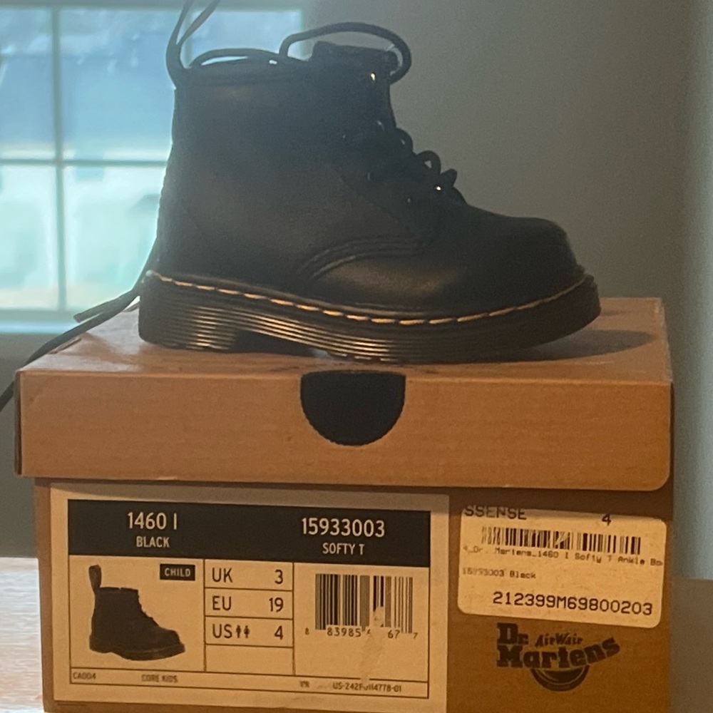 Dr. Martens toddler size 4